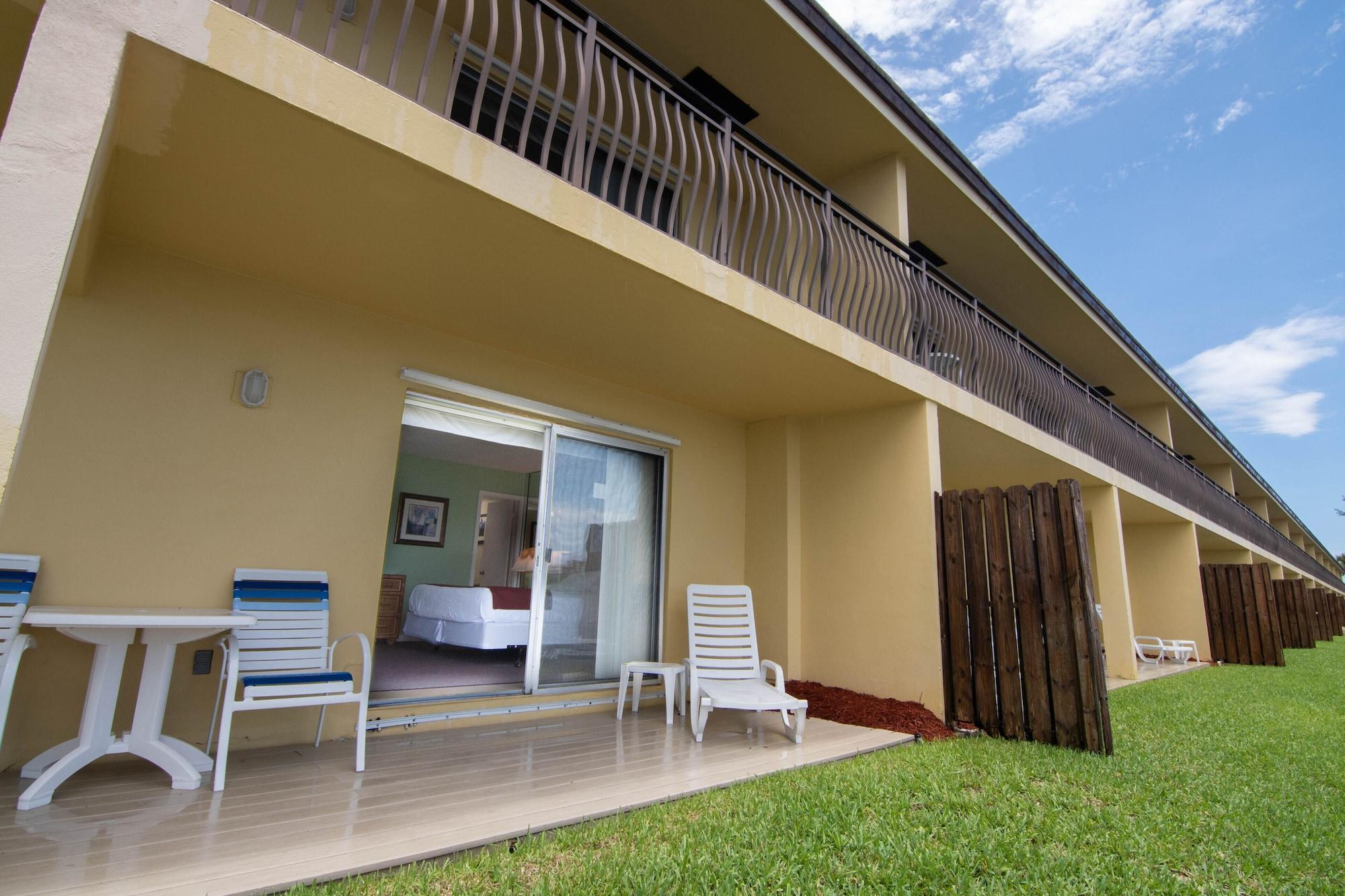Palm Beach Resort Лейк Уърт Екстериор снимка